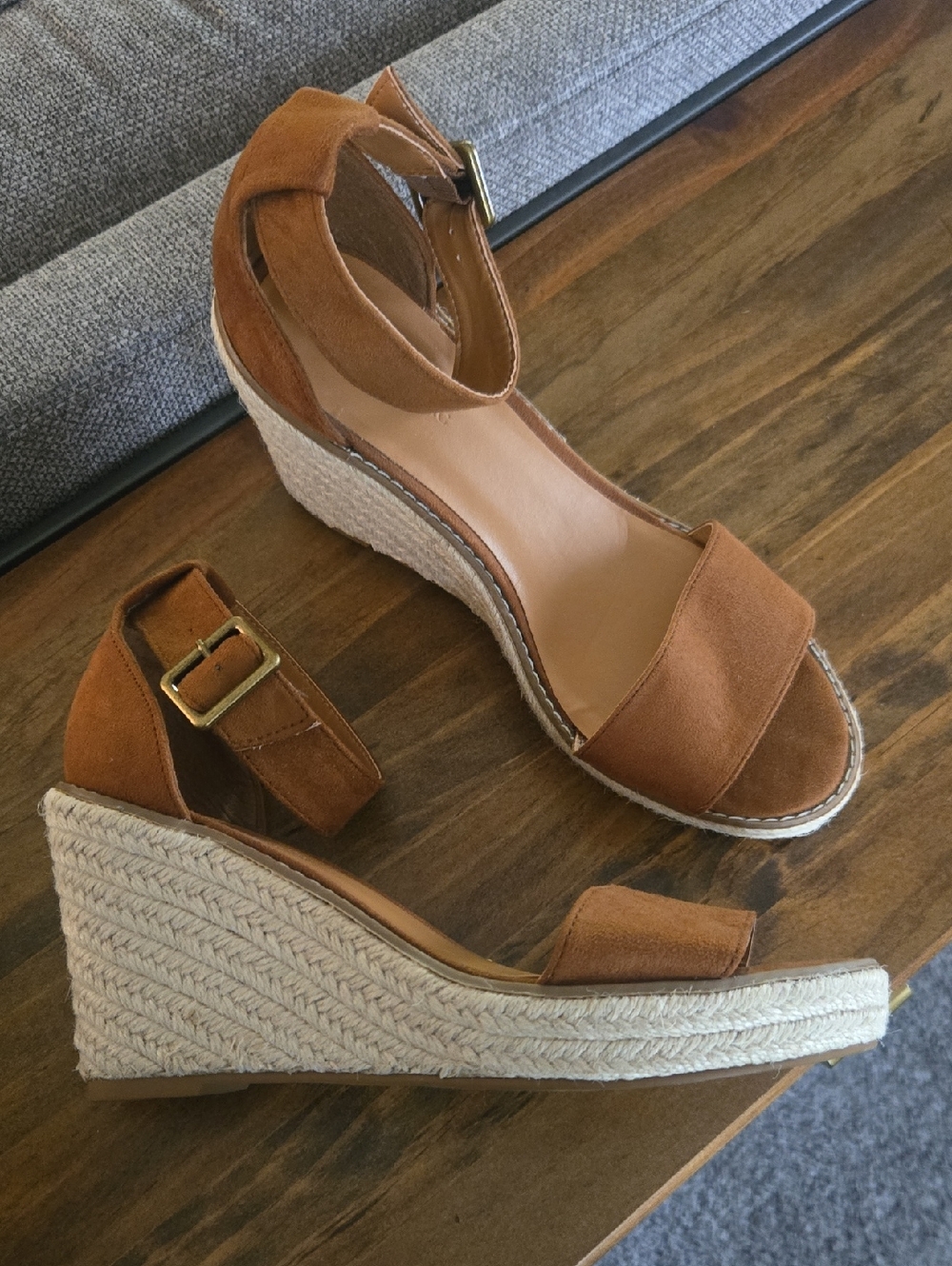 Banana Republic Tan Suede Espadrille Wedge Sandals